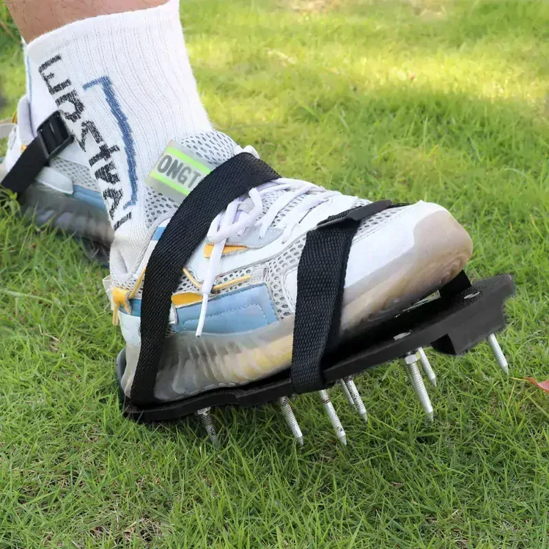 Aerator sandálový provzdušňovač trávy na boty