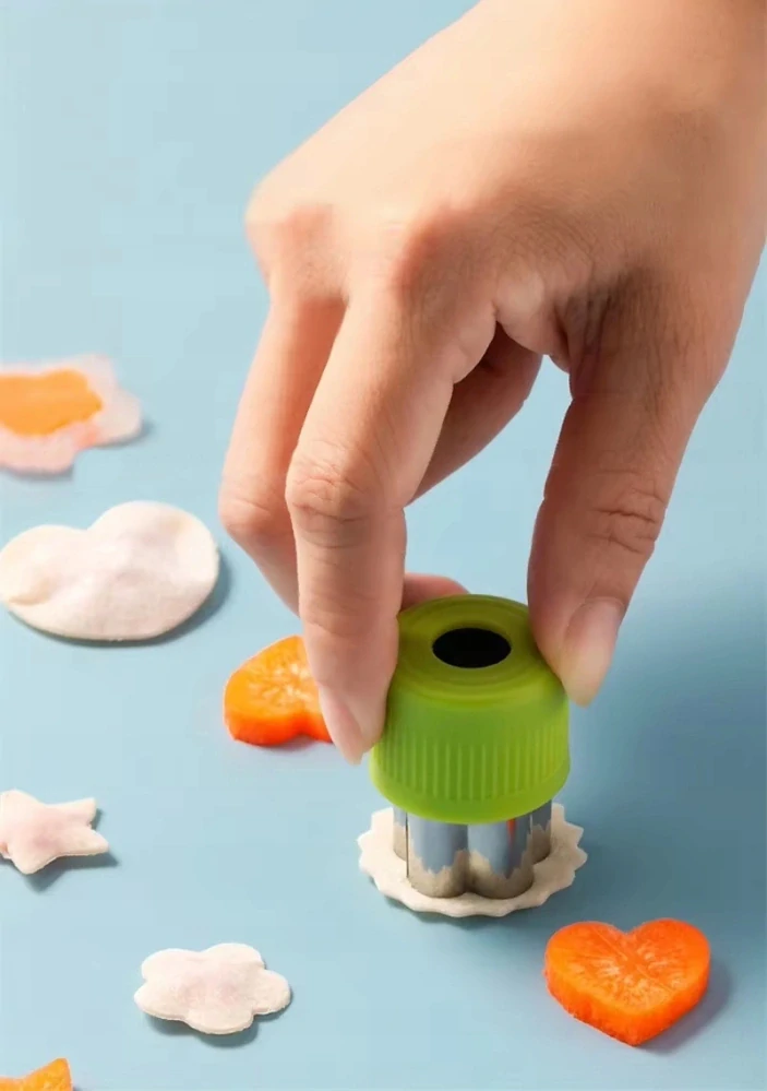 Formy na zdobení dortů vykrajovátka na ovoce cukroví 10 ks