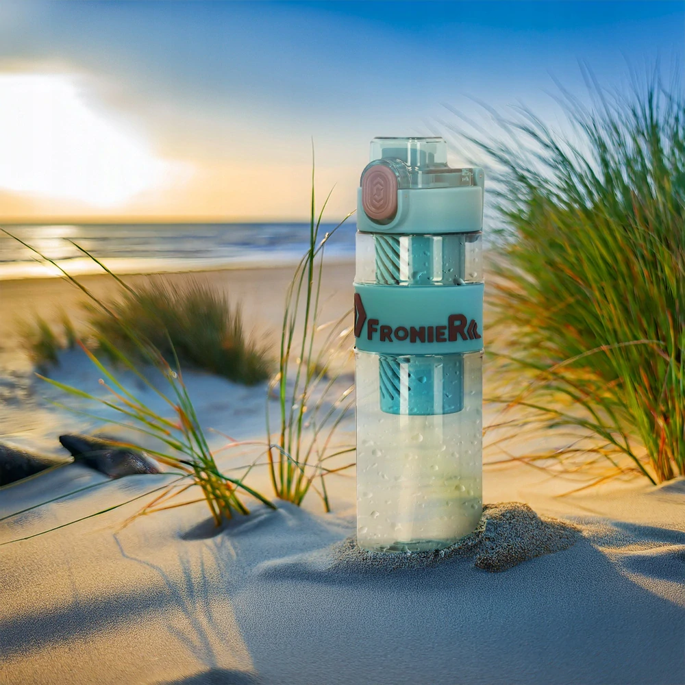 Láhev na vodu s ovocem 650 ml s vložkou na led a brčkem