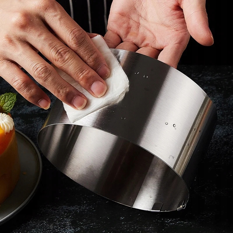 Nastavitelná forma na pečení dortů, kulatý plech, nerez 12cm