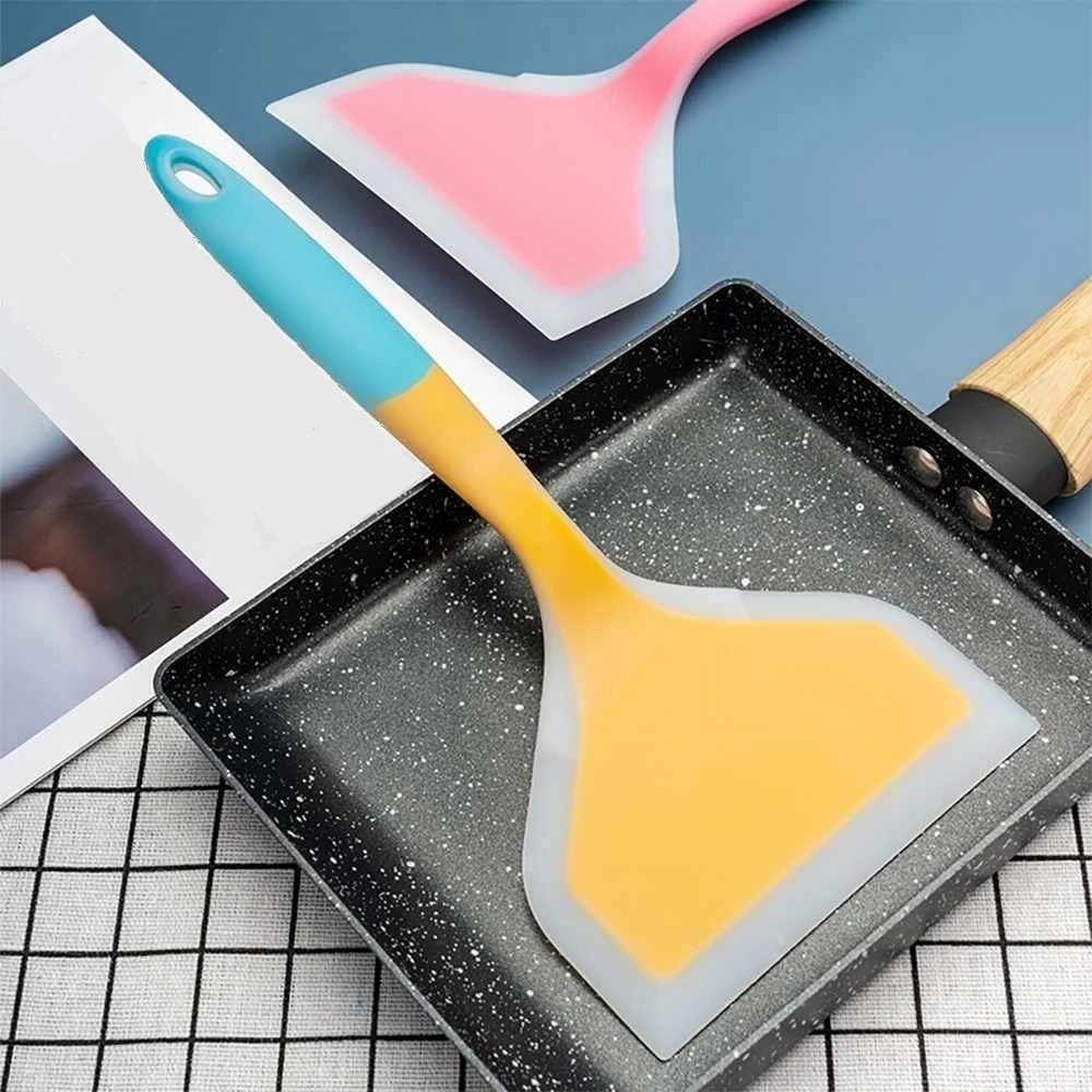 Široká kuchyňská stěrka se silikonovým povlakem