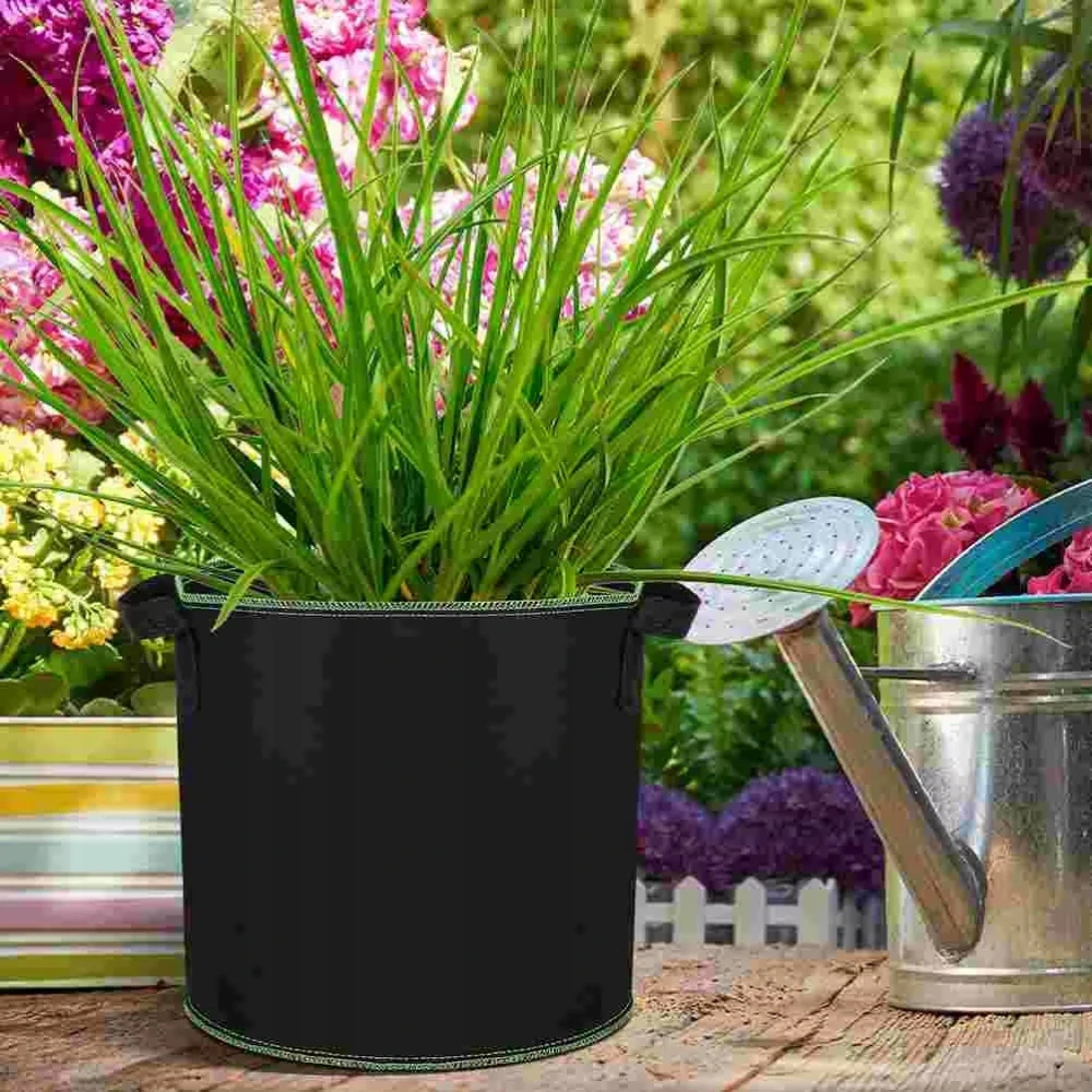 Zahradní květináč z netkané textilie 16L na sázení zeleniny