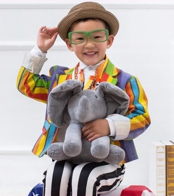 Interaktivní zpívající plyšové slůně