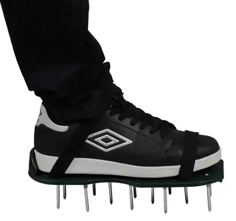 Aerator sandálový provzdušňovač trávy na boty