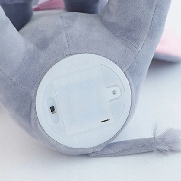 Interaktivní zpívající plyšové slůně