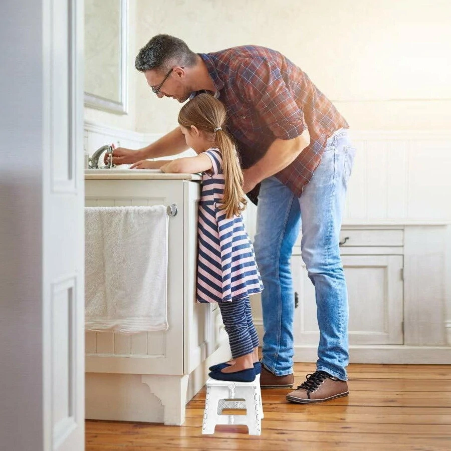 Taburet skládací schůdek stolička pevná židle 22 cm