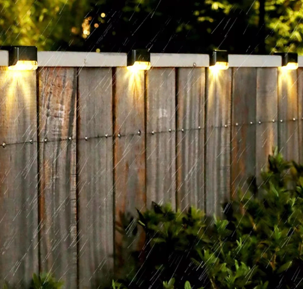 Zahradní solární LED světla na schody, terasu a plot se senzorem soumraku, 8 ks